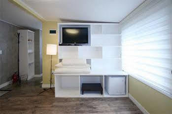 Crib 49 Guesthouse - Foreigner Only Seoul Eksteriør billede